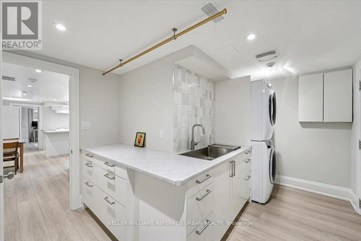 235 Betty Ann Drive, Toronto, Ontario  M2R 1A6 - Photo 40 - C12537522