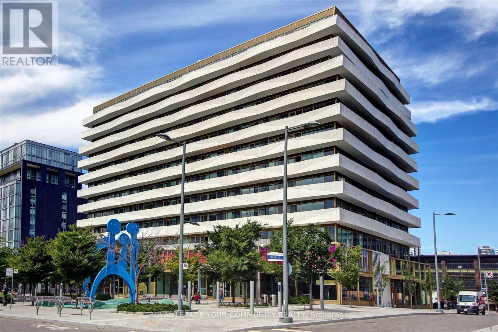 810 - 60 Tannery Road, Toronto, Ontario  M5A 0S8 - Photo 1 - C12537528