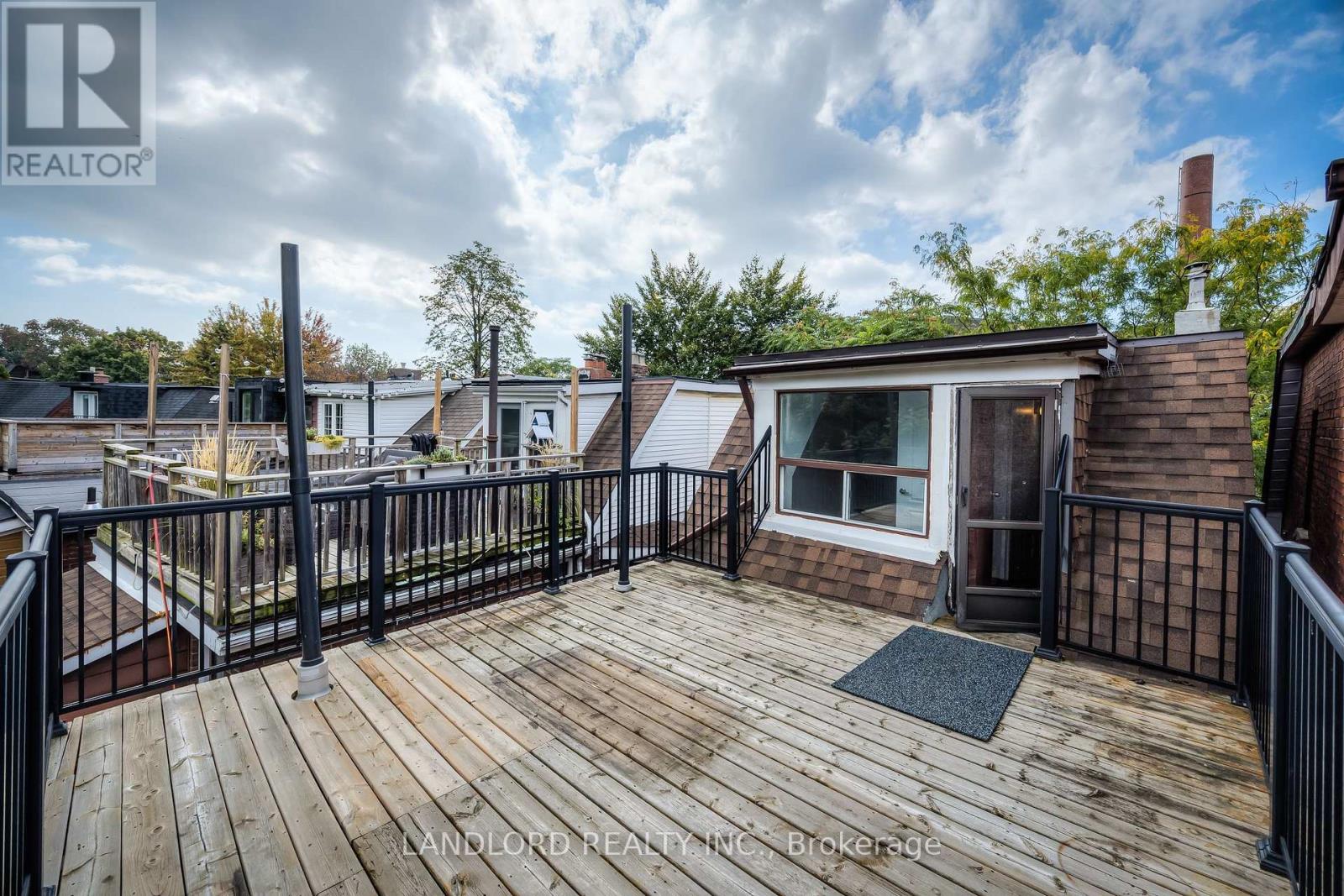 Upper - 22 Rusholme Park Crescent, Toronto, Ontario  M6J 2C9 - Photo 16 - C12537556