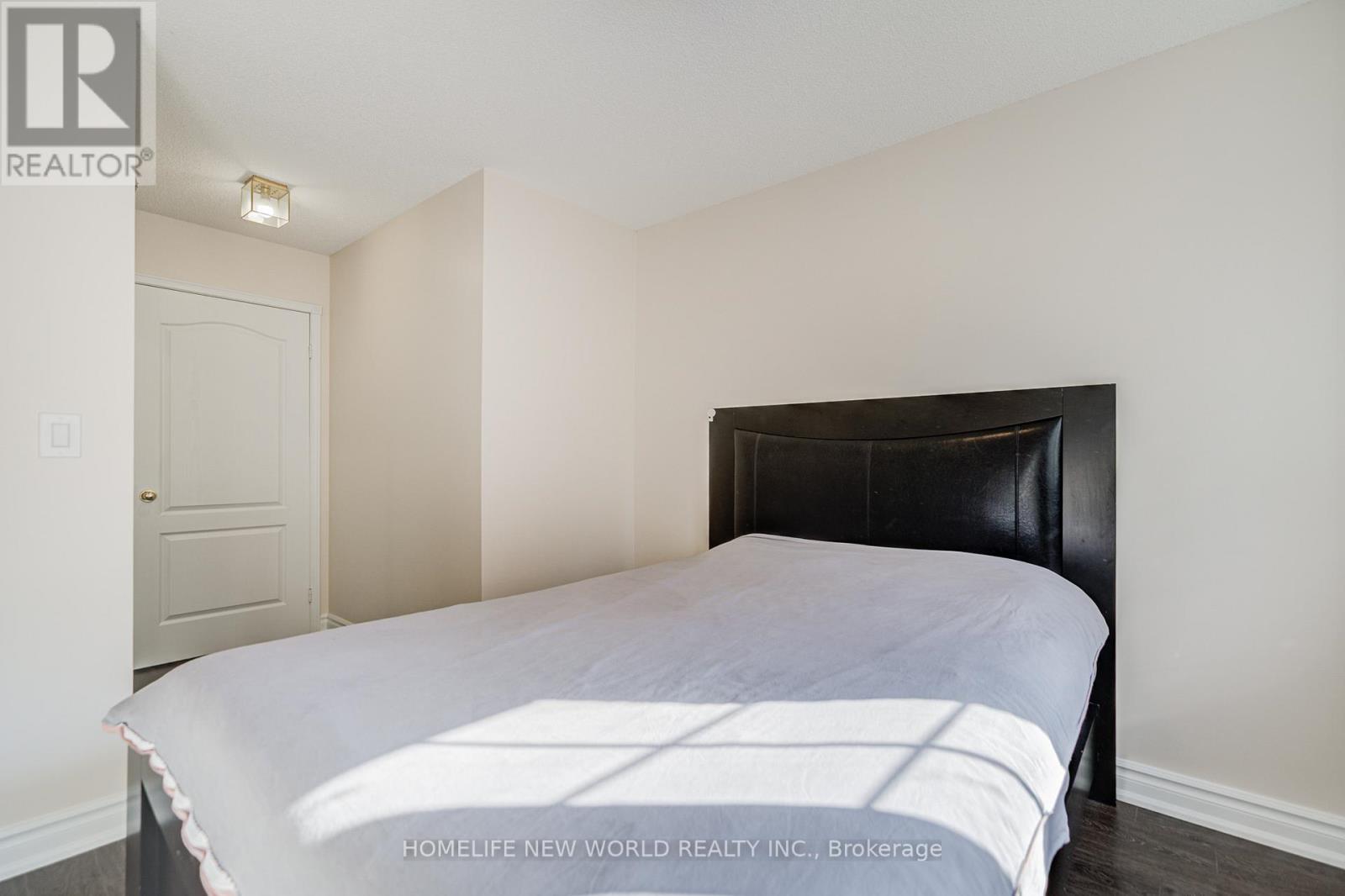 1313 - 28 Sommerset Way, Toronto, Ontario  M2N 6W7 - Photo 32 - C12537572