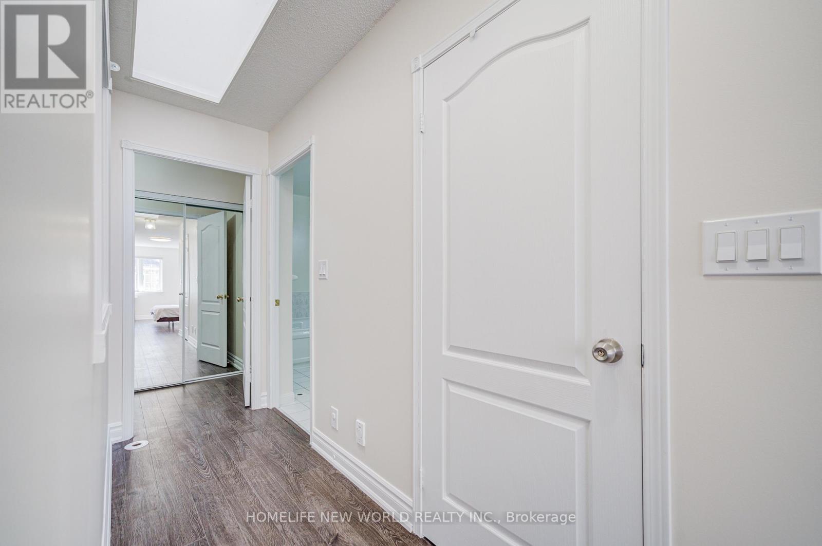 1313 - 28 Sommerset Way, Toronto, Ontario  M2N 6W7 - Photo 35 - C12537572