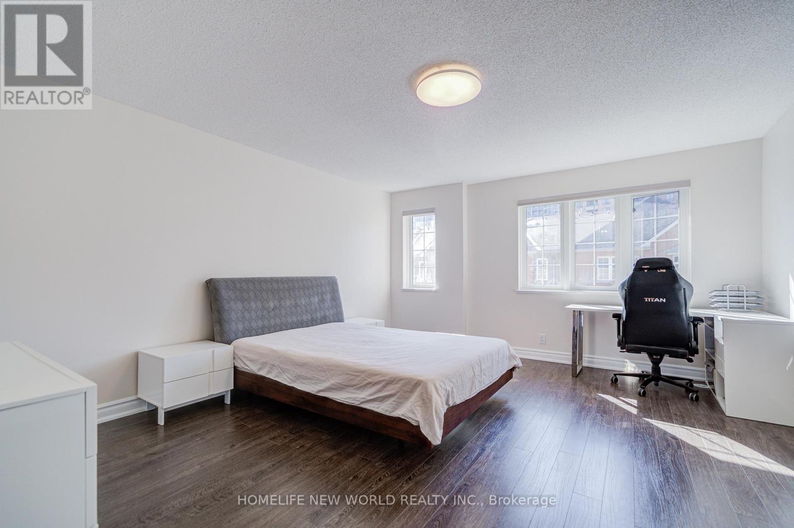 1313 - 28 Sommerset Way, Toronto, Ontario  M2N 6W7 - Photo 38 - C12537572