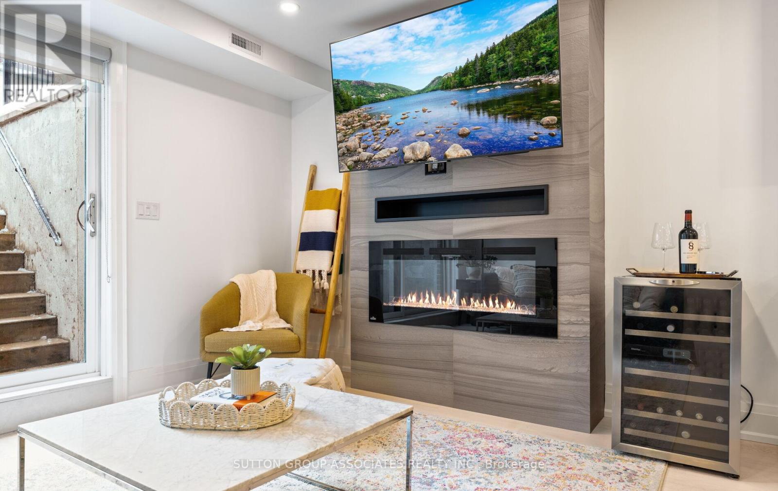 Lower - 689 Manning Avenue, Toronto, Ontario  M6G 2W3 - Photo 10 - C12537578