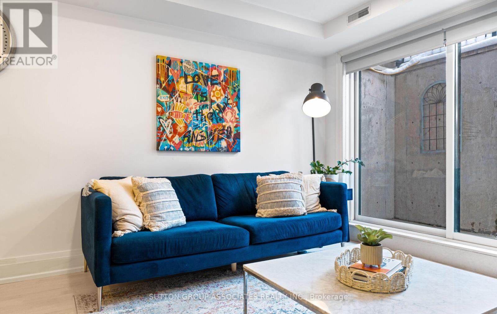 Lower - 689 Manning Avenue, Toronto, Ontario  M6G 2W3 - Photo 11 - C12537578