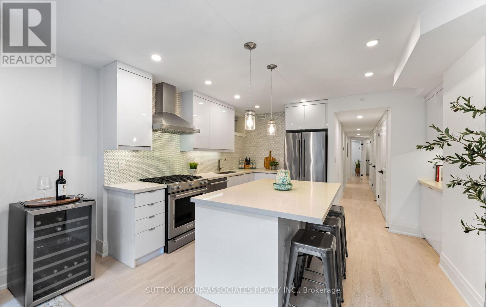 Lower - 689 Manning Avenue, Toronto, Ontario  M6G 2W3 - Photo 14 - C12537578