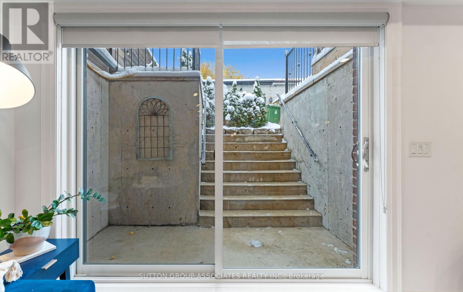 Lower - 689 Manning Avenue, Toronto, Ontario  M6G 2W3 - Photo 24 - C12537578