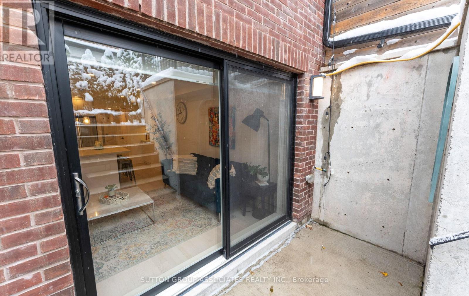 Lower - 689 Manning Avenue, Toronto, Ontario  M6G 2W3 - Photo 25 - C12537578