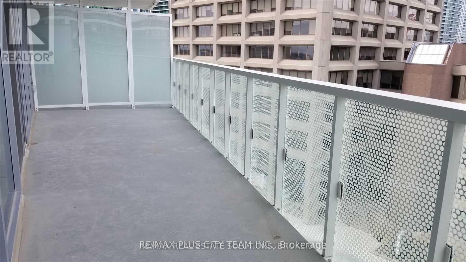 822 - 15 Queens Quay E, Toronto, Ontario  M5E 0C5 - Photo 10 - C12537588