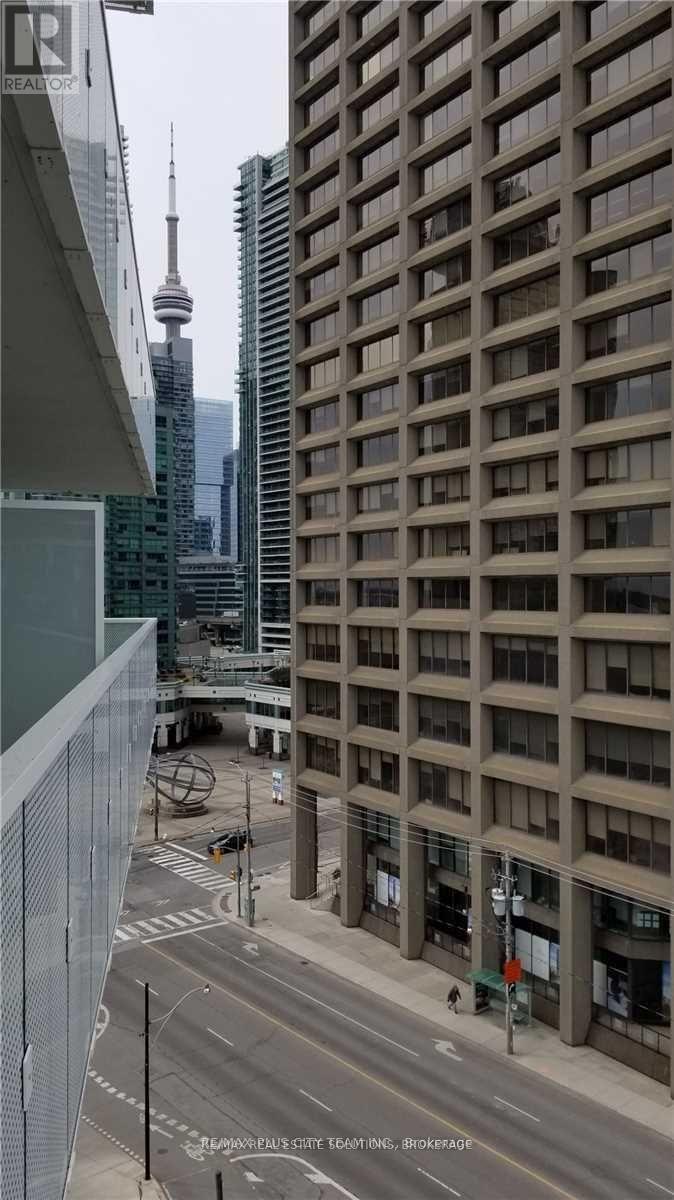 822 - 15 Queens Quay E, Toronto, Ontario  M5E 0C5 - Photo 11 - C12537588