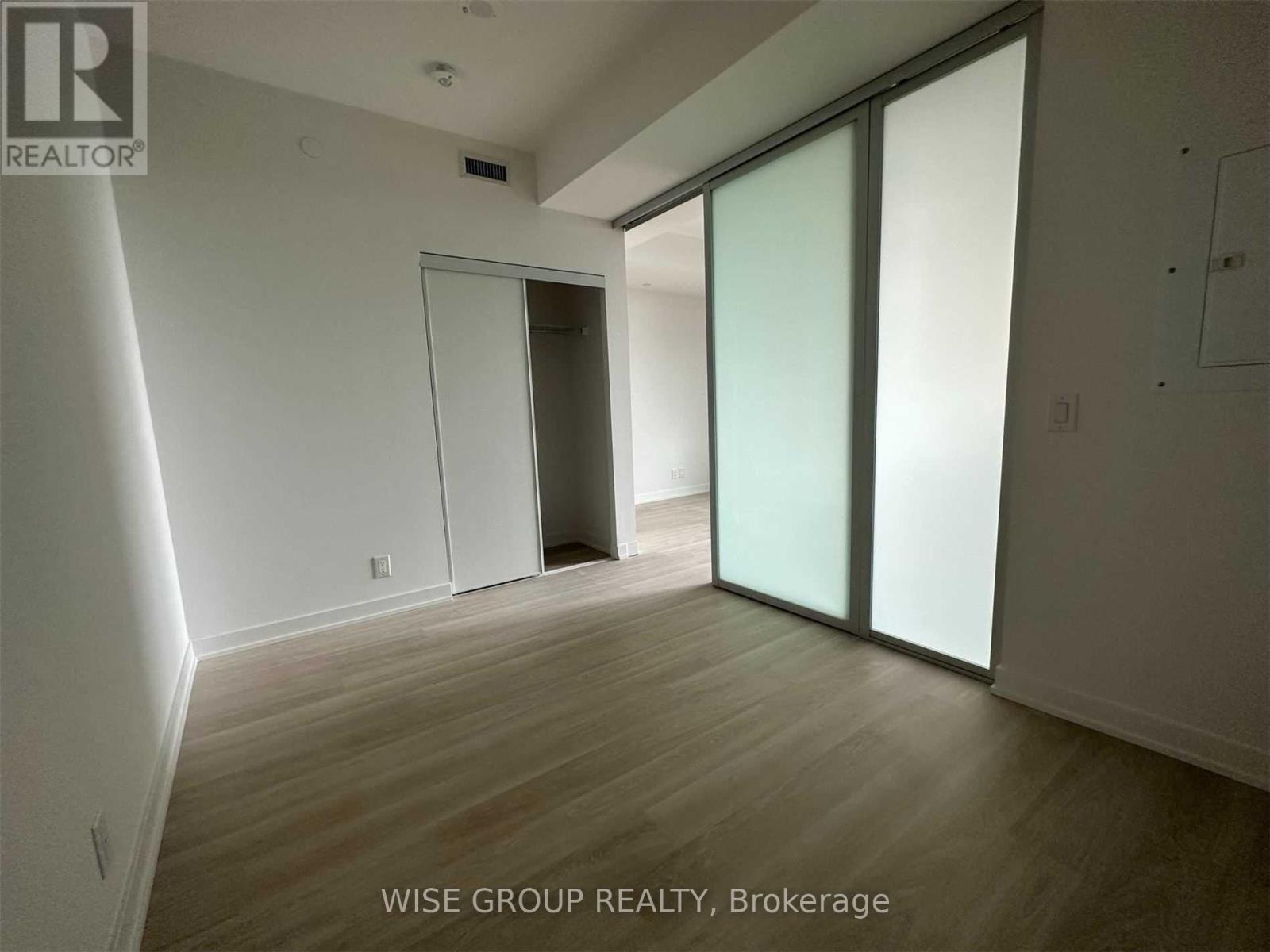 925 - 30 Tretti Way, Toronto, Ontario  M3H 0E3 - Photo 7 - C12537596