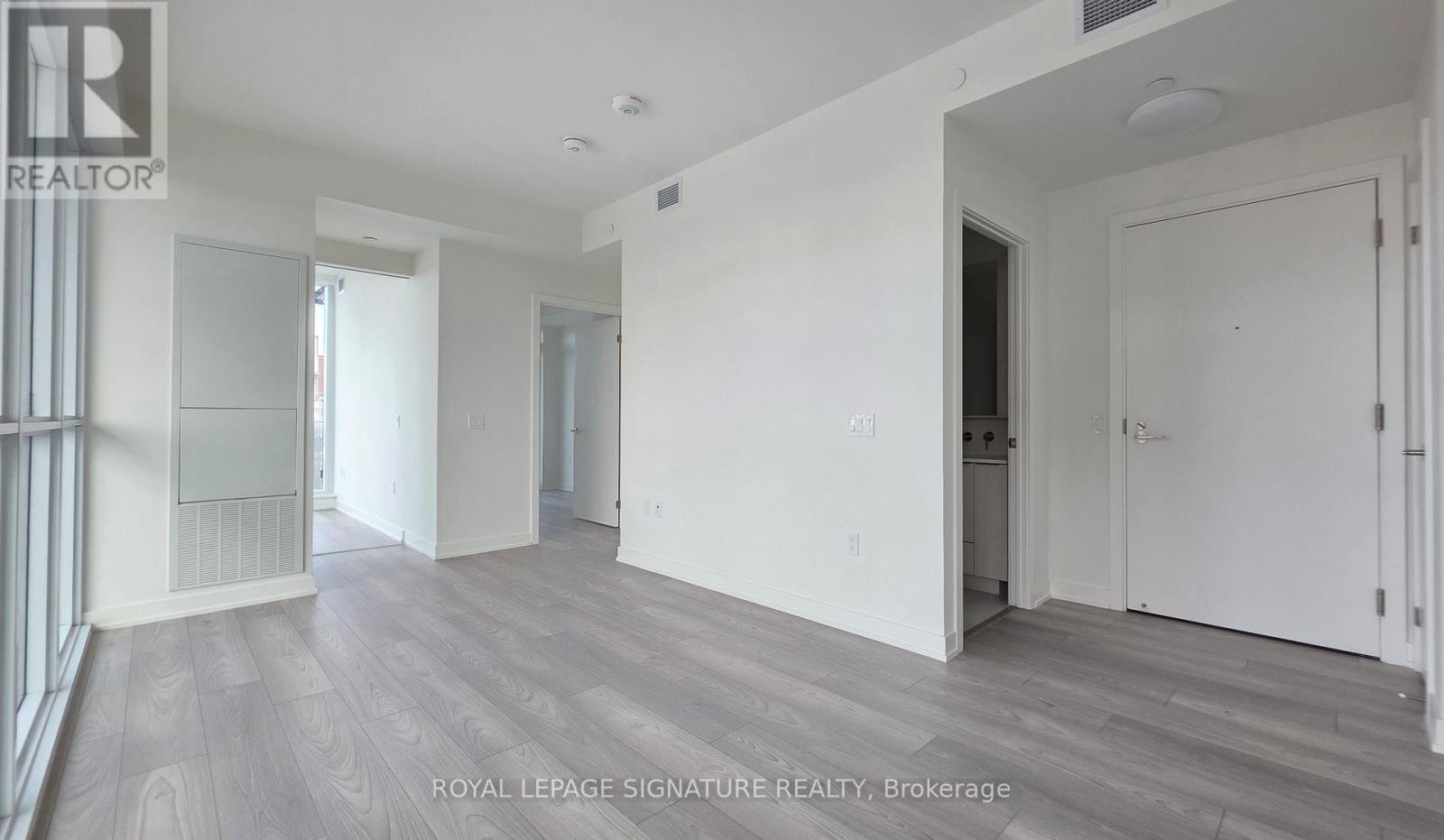 1502 - 120 Broadway Avenue, Toronto, Ontario  M4P 0E9 - Photo 10 - C12537650