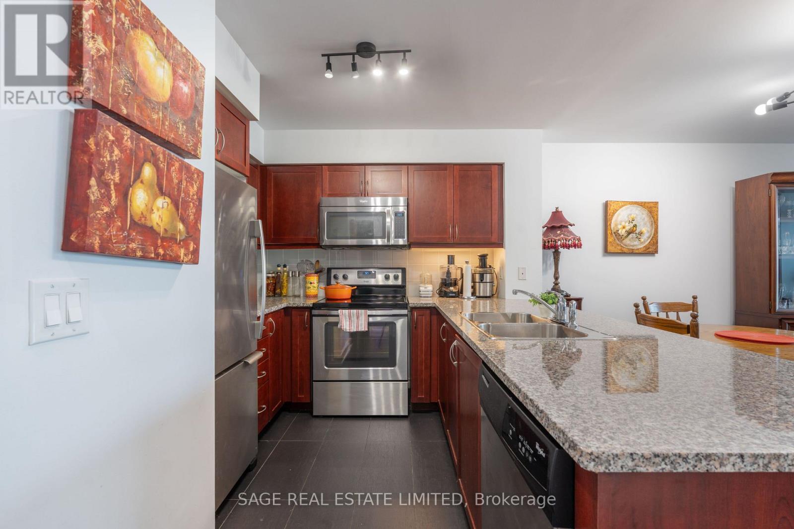 3712 - 19 Grand Trunk Crescent, Toronto, Ontario  M5J 3A3 - Photo 5 - C12537692