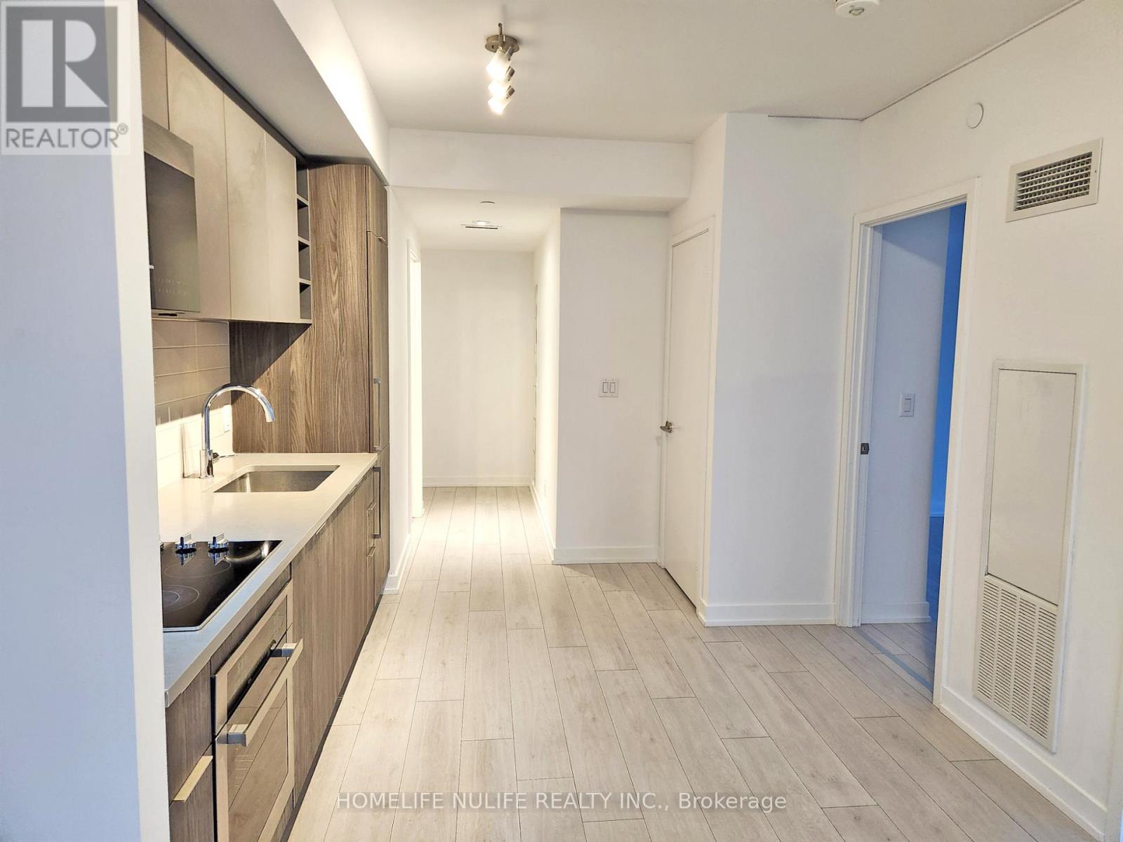 1606 - 2033 Kennedy Road, Toronto, Ontario  M1T 0B9 - Photo 5 - E12535054