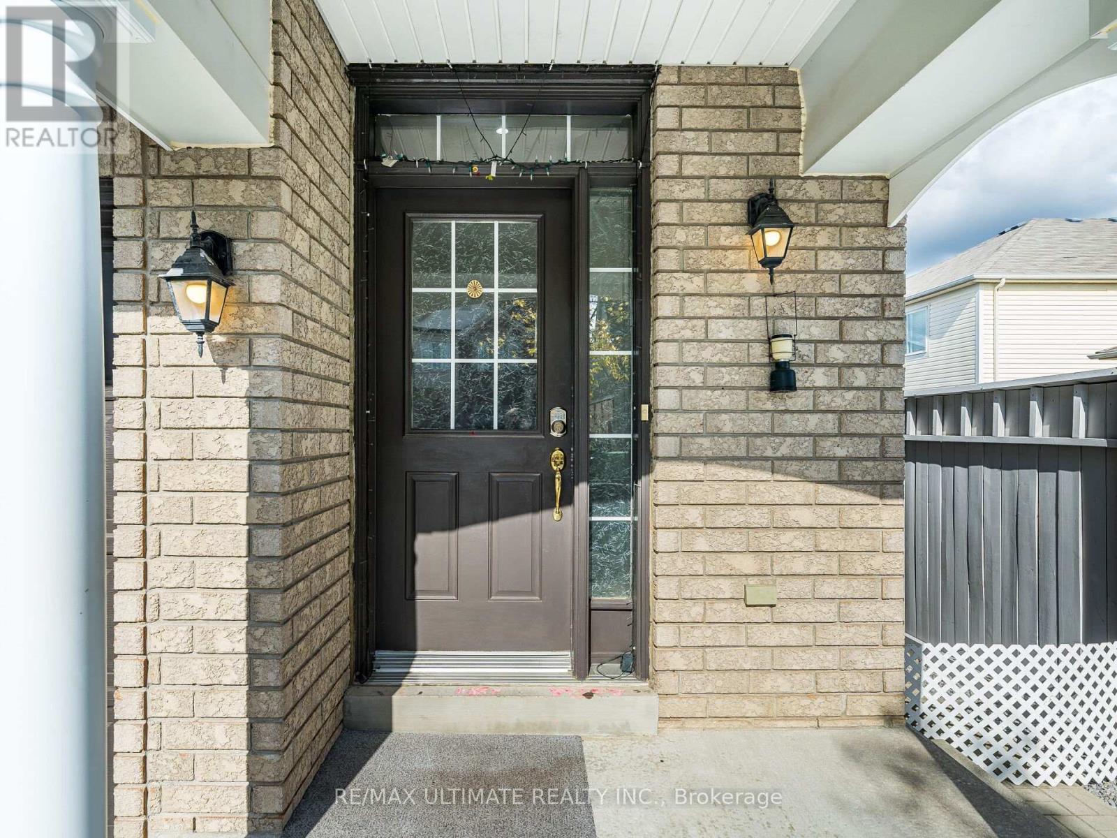 43 Tozer Crescent, Ajax, Ontario  L1T 5A1 - Photo 4 - E12537466