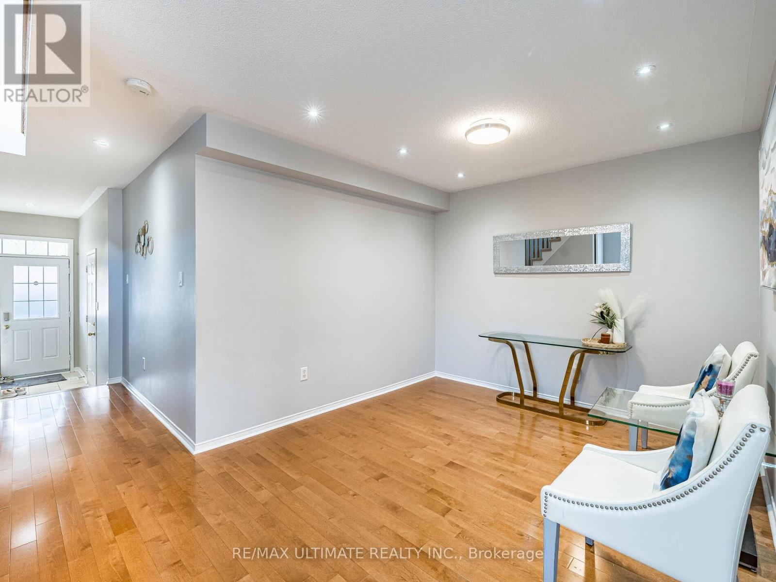 43 Tozer Crescent, Ajax, Ontario  L1T 5A1 - Photo 8 - E12537466