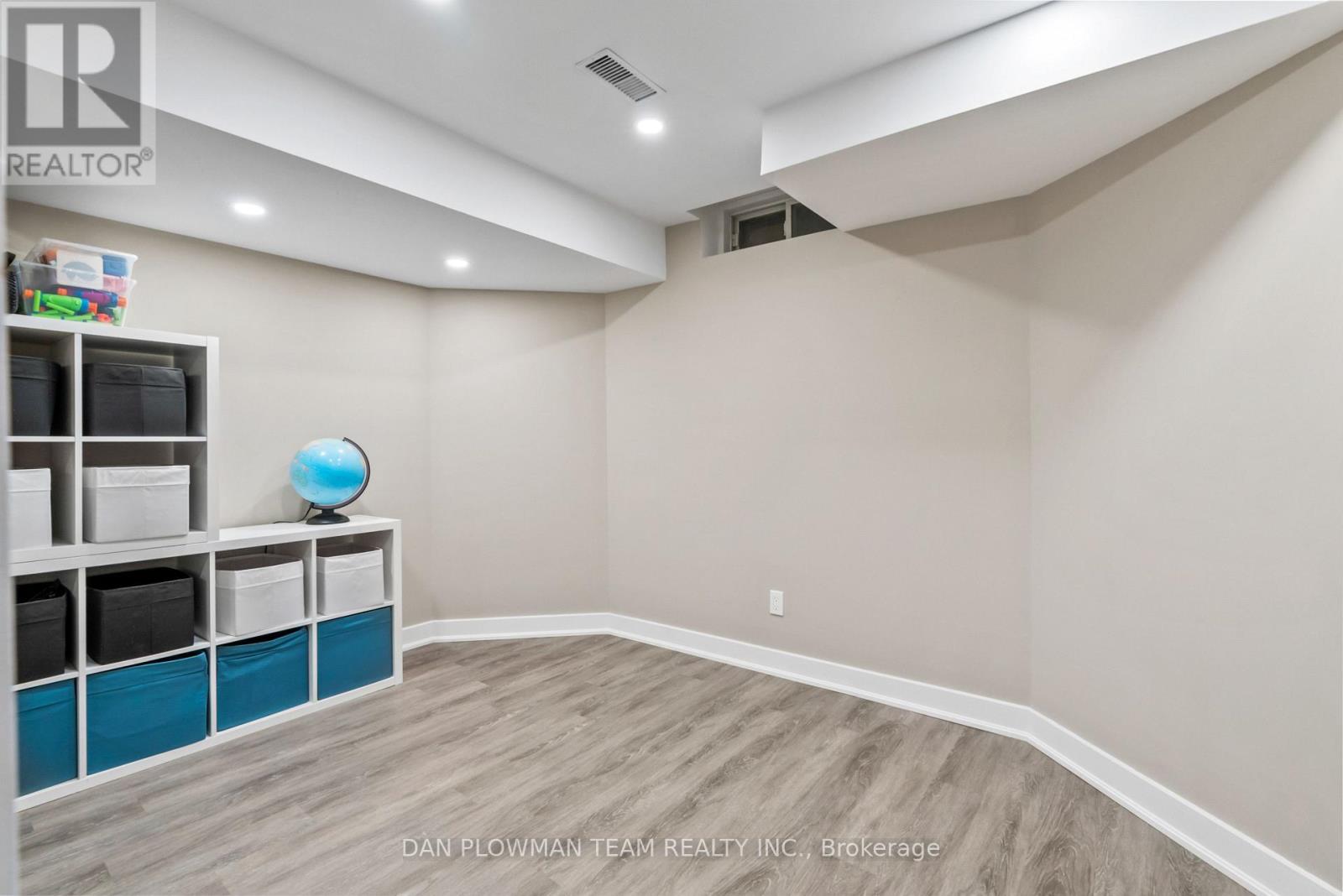 65 Sandford Crescent, Whitby, Ontario L1R 2S1 - Photo 34 - E12537524