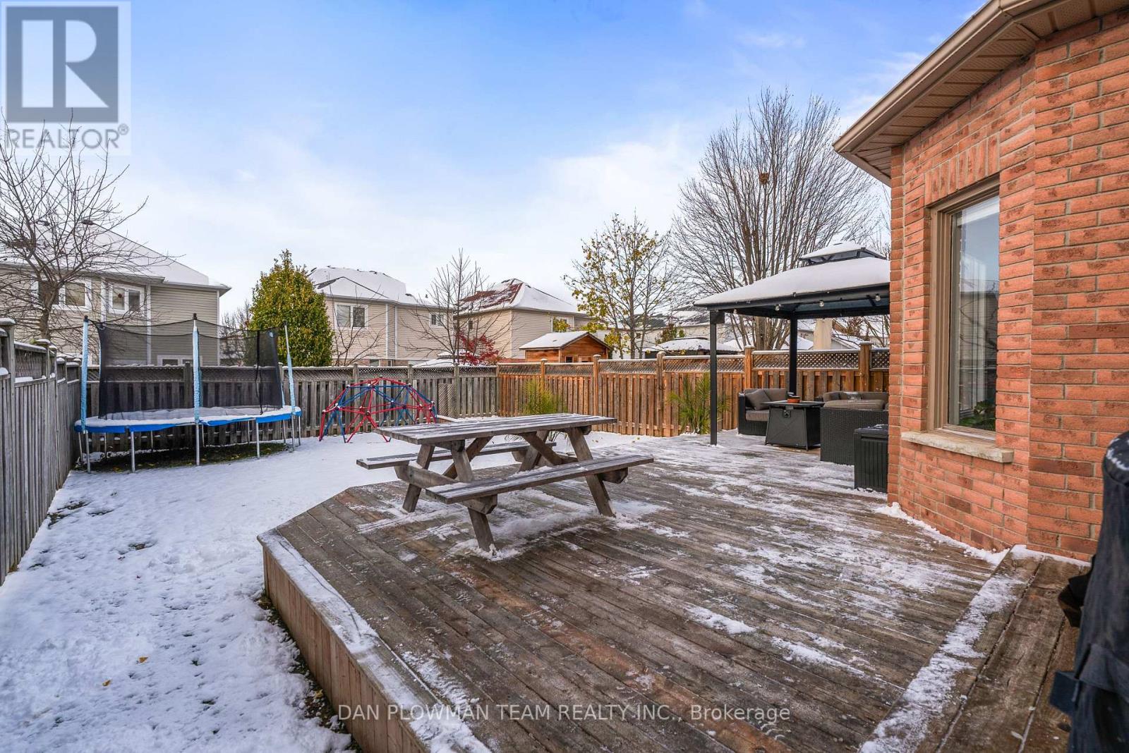 65 Sandford Crescent, Whitby, Ontario L1R 2S1 - Photo 39 - E12537524