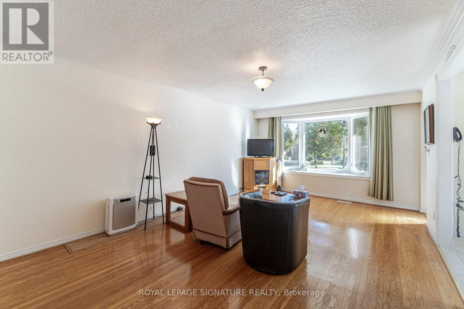34 Ivan Road, Toronto, Ontario  M1C 1V2 - Photo 11 - E12537568