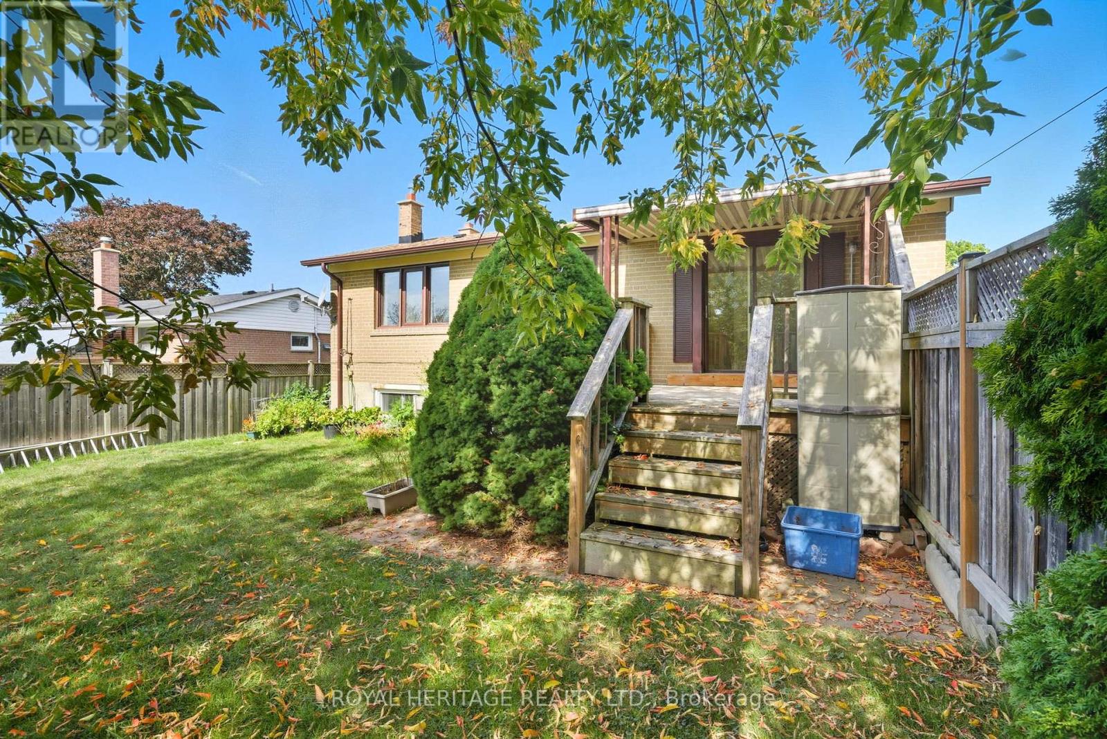 Main - 713 Burns Street W, Whitby, Ontario  L1N 1K5 - Photo 27 - E12537632