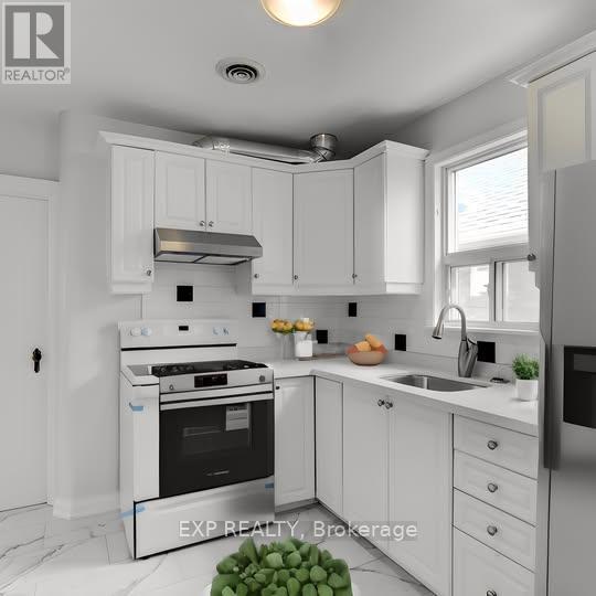 11 Fairside Avenue, Toronto, Ontario  M4C 3G8 - Photo 4 - E12537638