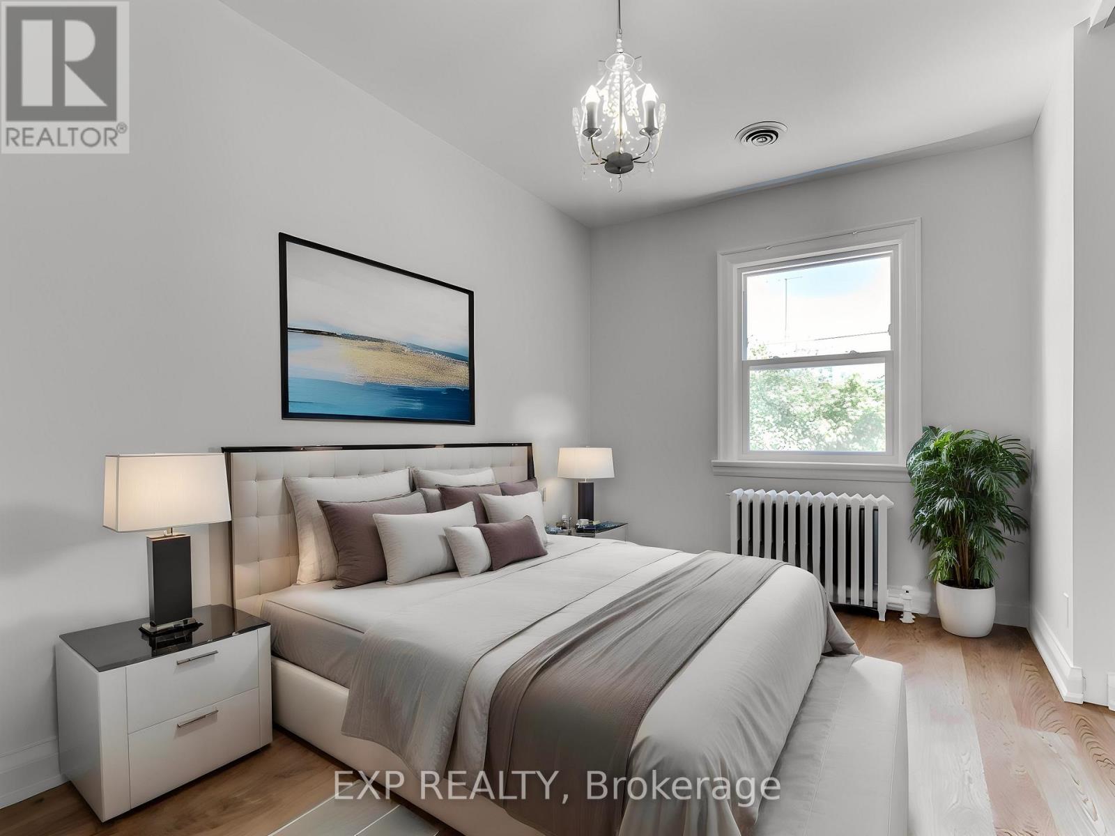 11 Fairside Avenue, Toronto, Ontario  M4C 3G8 - Photo 6 - E12537638