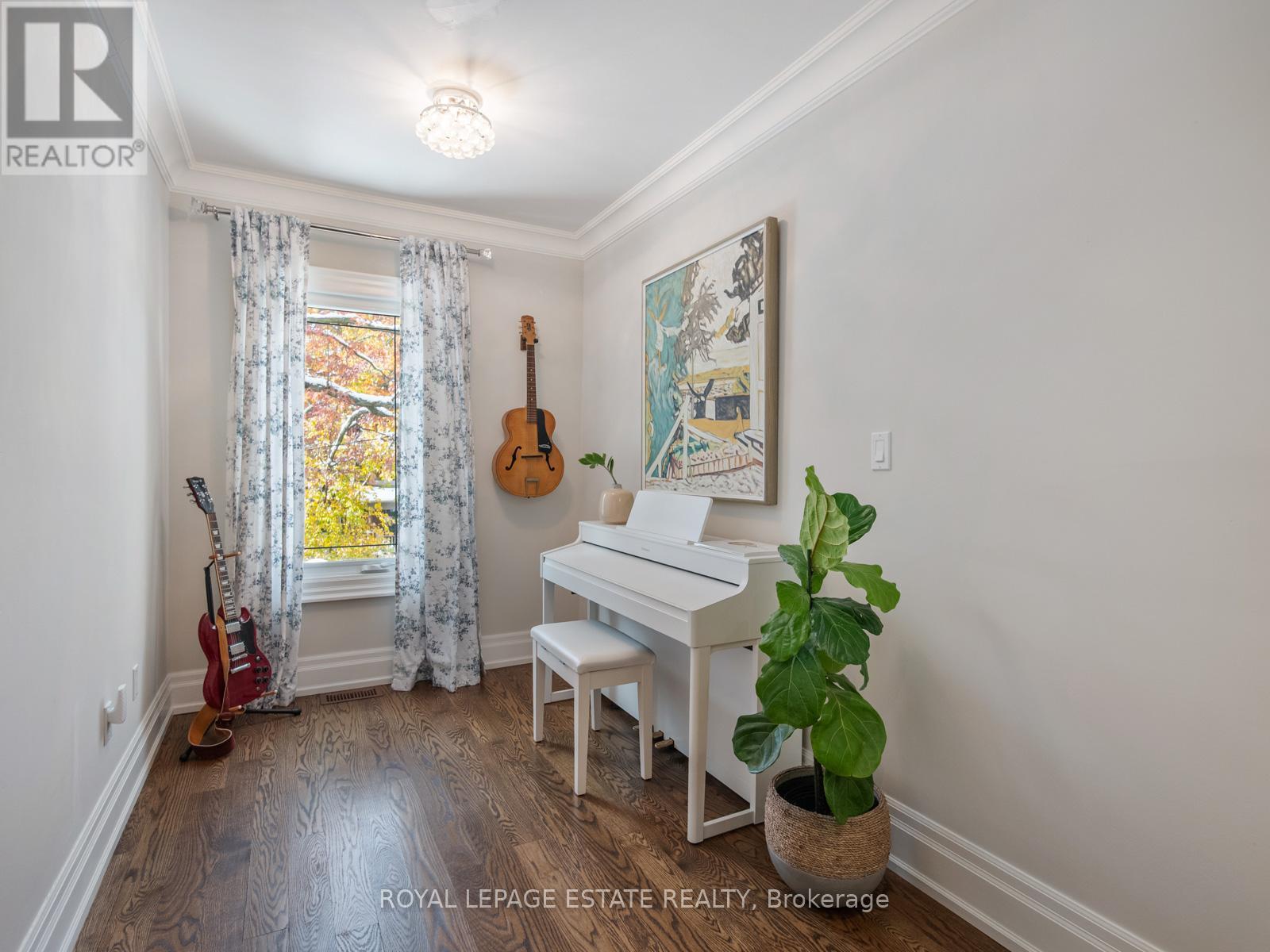 143b Silver Birch Avenue, Toronto, Ontario  M4E 3L3 - Photo 23 - E12537662