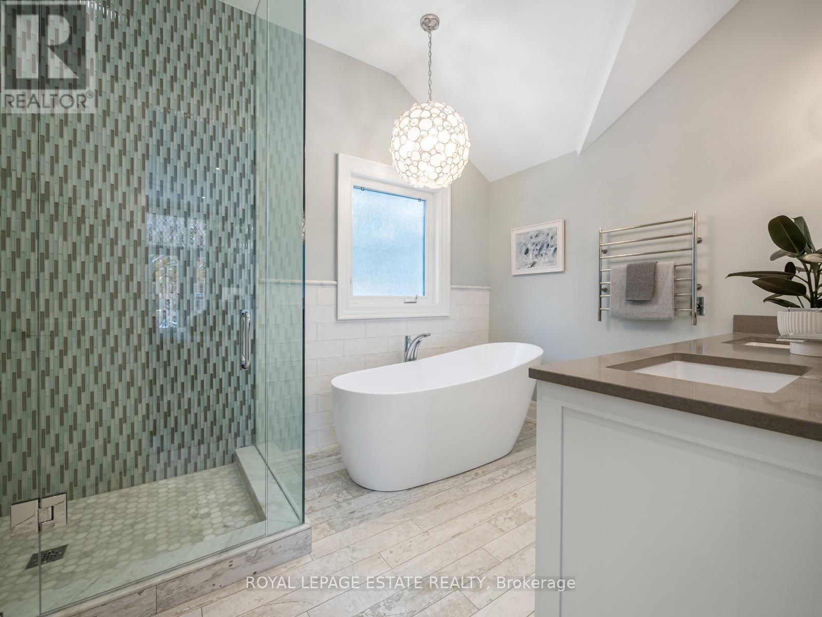 143b Silver Birch Avenue, Toronto, Ontario  M4E 3L3 - Photo 35 - E12537662