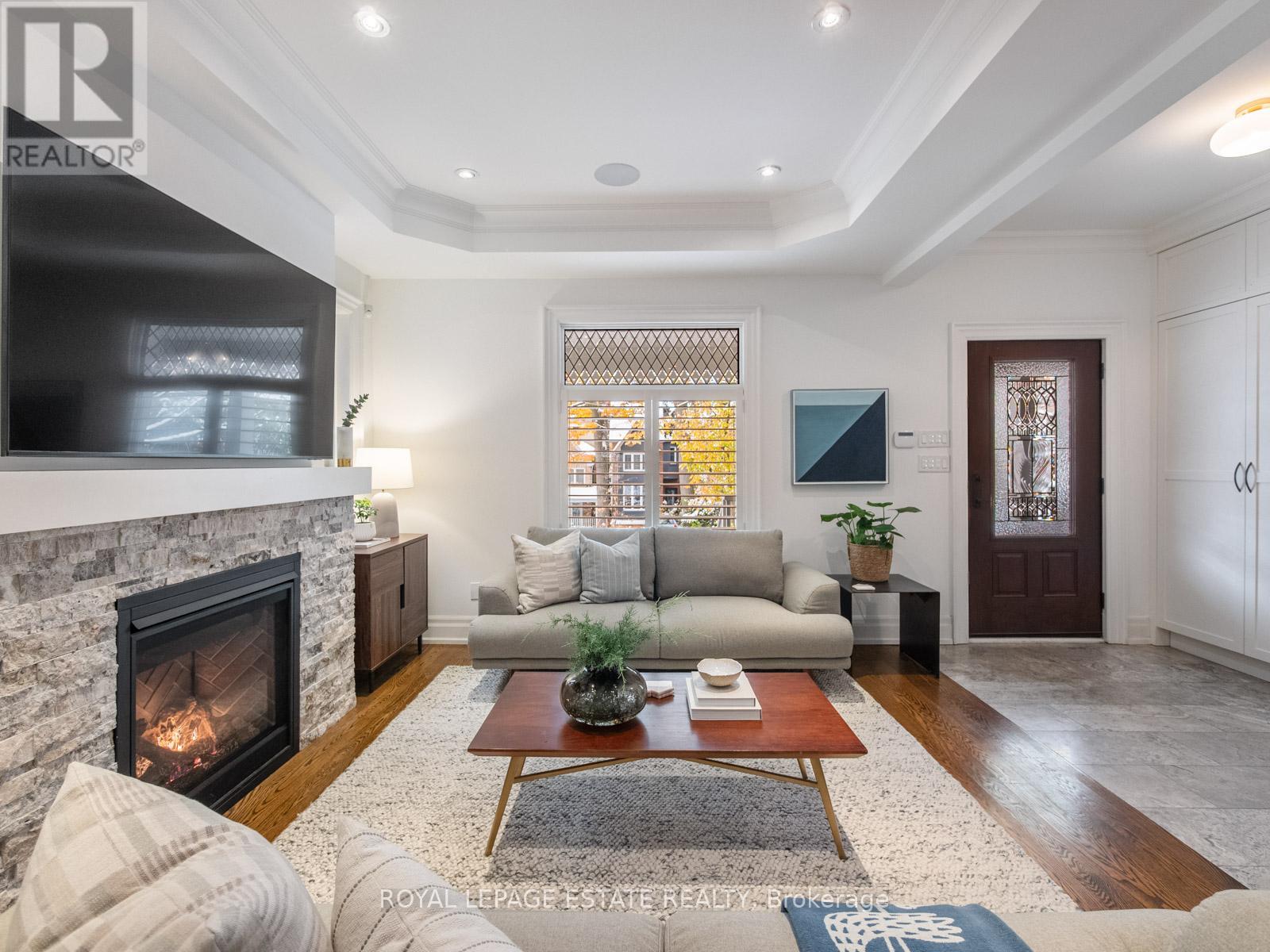 143b Silver Birch Avenue, Toronto, Ontario  M4E 3L3 - Photo 8 - E12537662