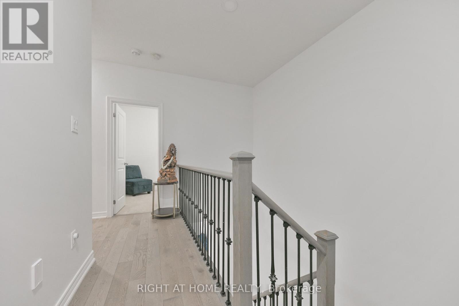 92 Conarty Crescent, Whitby, Ontario  L1P 0L4 - Photo 18 - E12537664