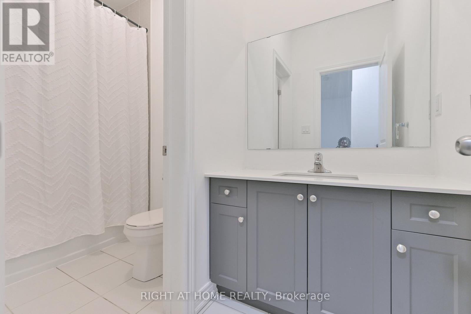 92 Conarty Crescent, Whitby, Ontario  L1P 0L4 - Photo 26 - E12537664