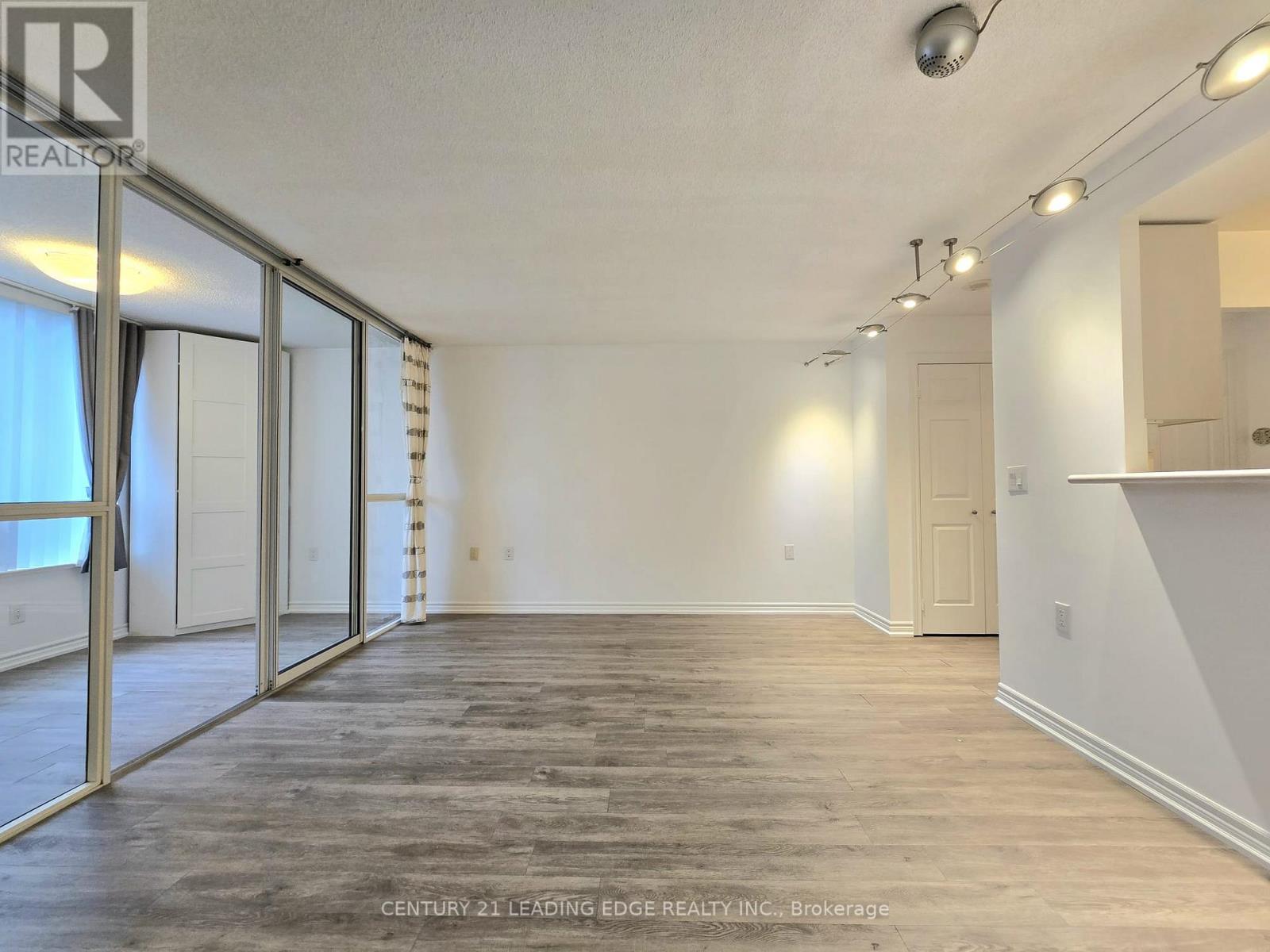 502 - 2627 Mccowan Road, Toronto, Ontario  M1S 5T1 - Photo 5 - E12537666