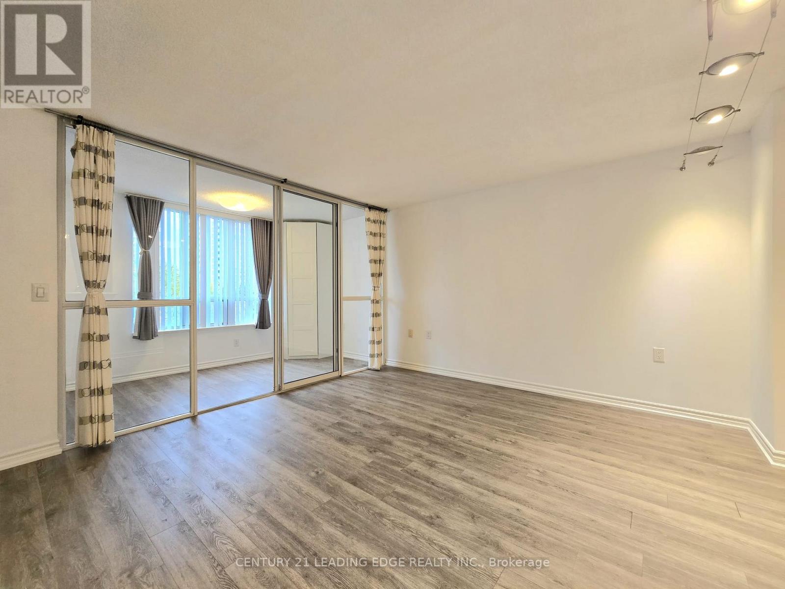 502 - 2627 Mccowan Road, Toronto, Ontario  M1S 5T1 - Photo 7 - E12537666