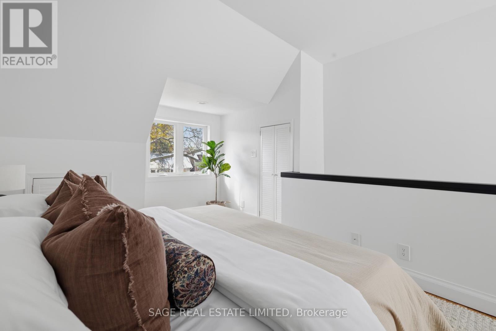 271 Silver Birch Avenue, Toronto, Ontario M4E 3L6 - Photo 31 - E12537688