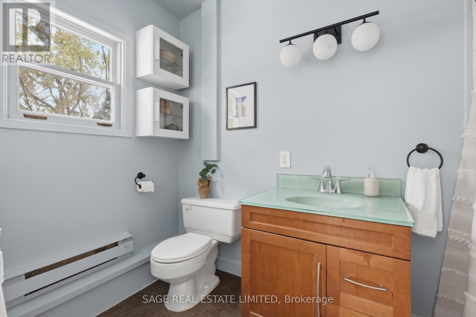 271 Silver Birch Avenue, Toronto, Ontario M4E 3L6 - Photo 33 - E12537688