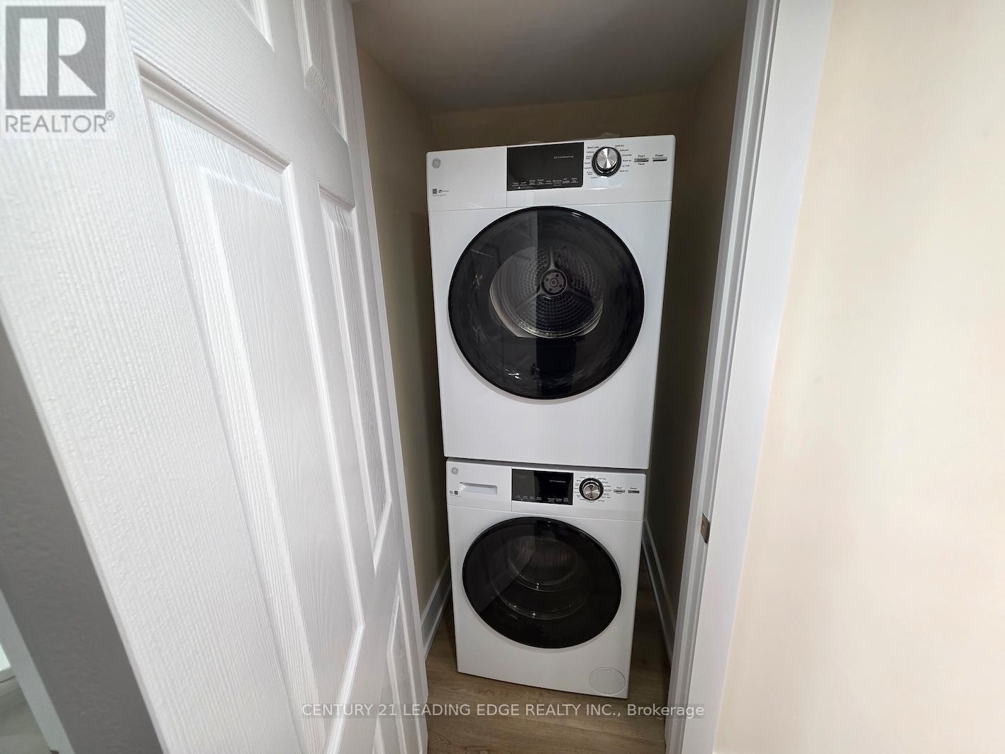 Bsmt - 51 Dearbourne Avenue, Toronto, Ontario  M4K 1M6 - Photo 8 - E12537714