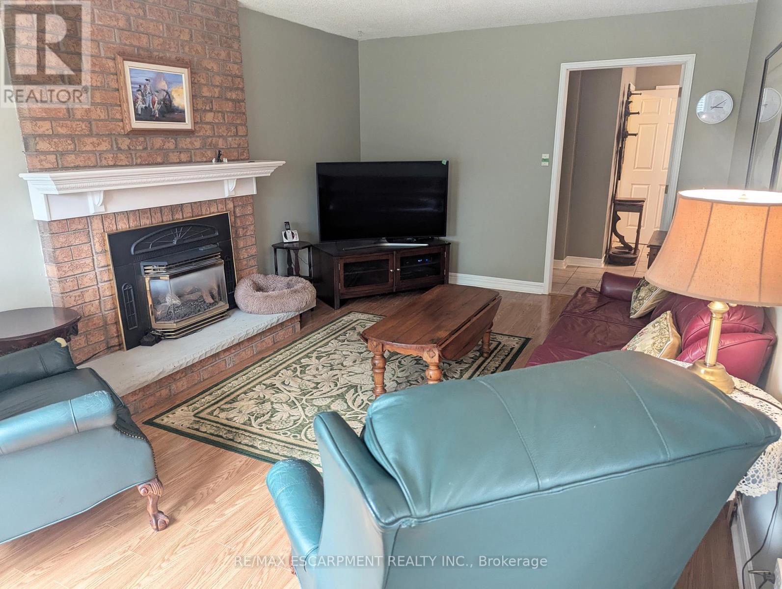 537 Westman Avenue, Peterborough, Ontario K9K 2E6 - Photo 12 - X12478060