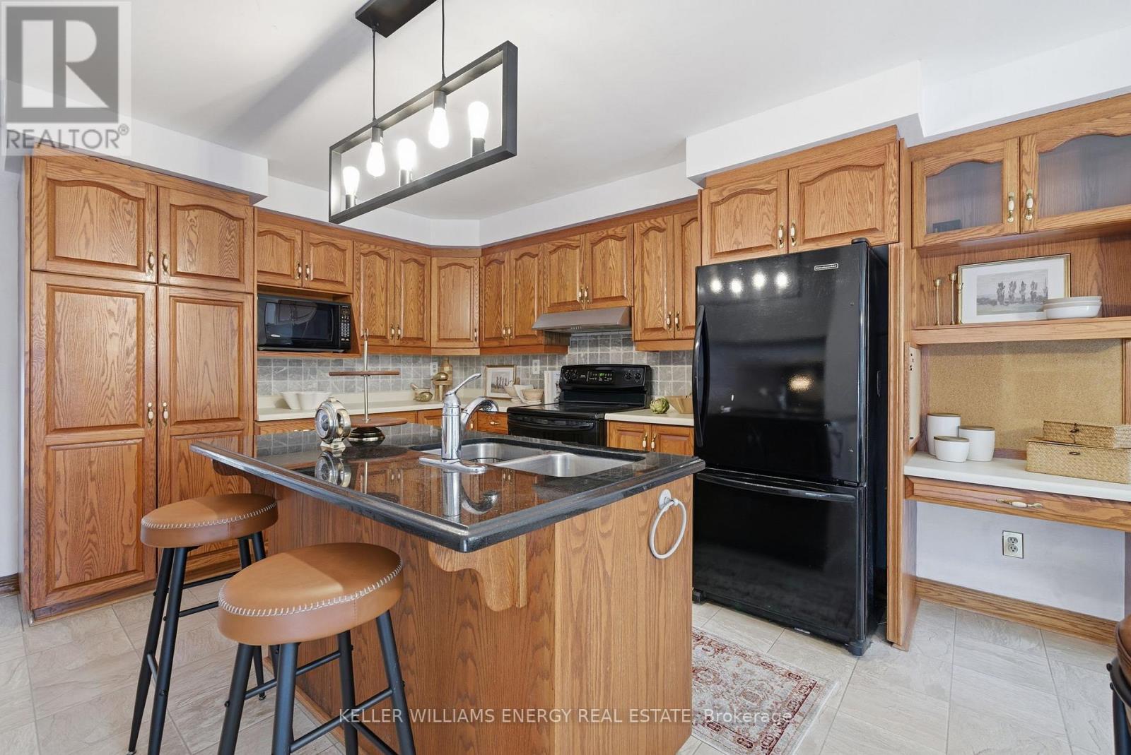 738 Greenbriar Drive, Oshawa, Ontario  L1G 7J6 - Photo 11 - E12537802