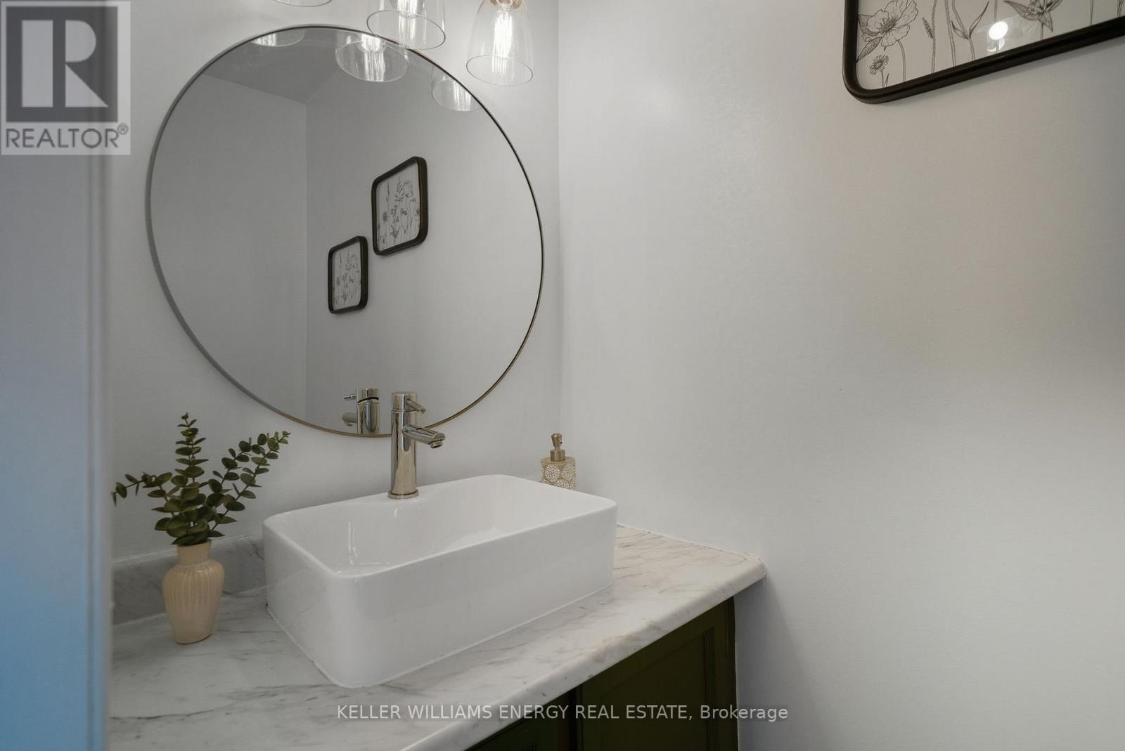 738 Greenbriar Drive, Oshawa, Ontario  L1G 7J6 - Photo 13 - E12537802