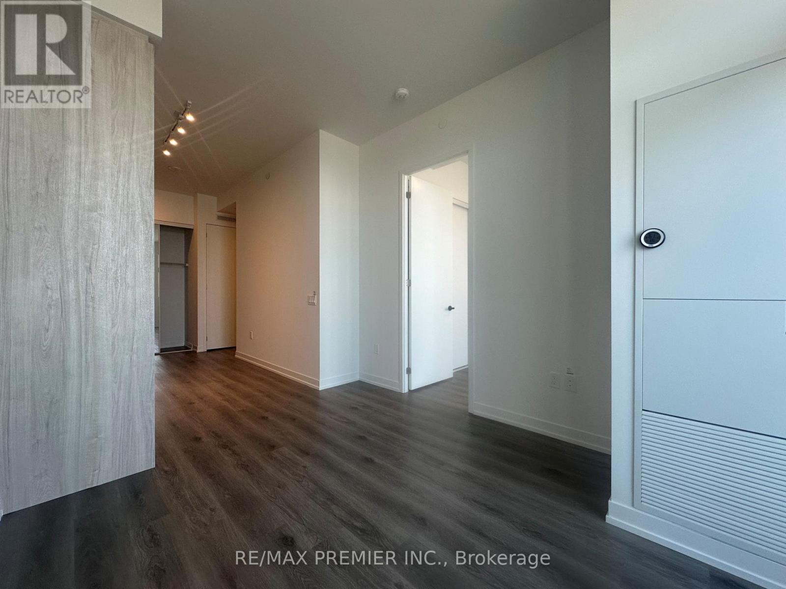 5808 - 225 Commerce Street, Vaughan, Ontario  L4K 0R1 - Photo 10 - N12537460