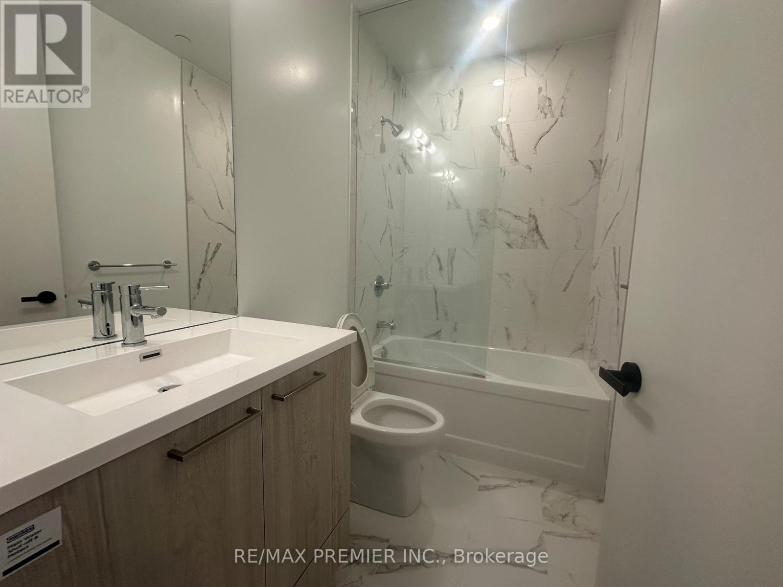 5808 - 225 Commerce Street, Vaughan, Ontario  L4K 0R1 - Photo 11 - N12537460