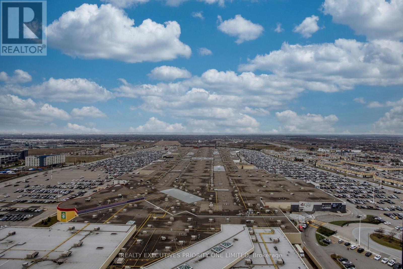 2018 - 9000 Jane Street, Vaughan, Ontario  L4K 0M6 - Photo 8 - N12537504