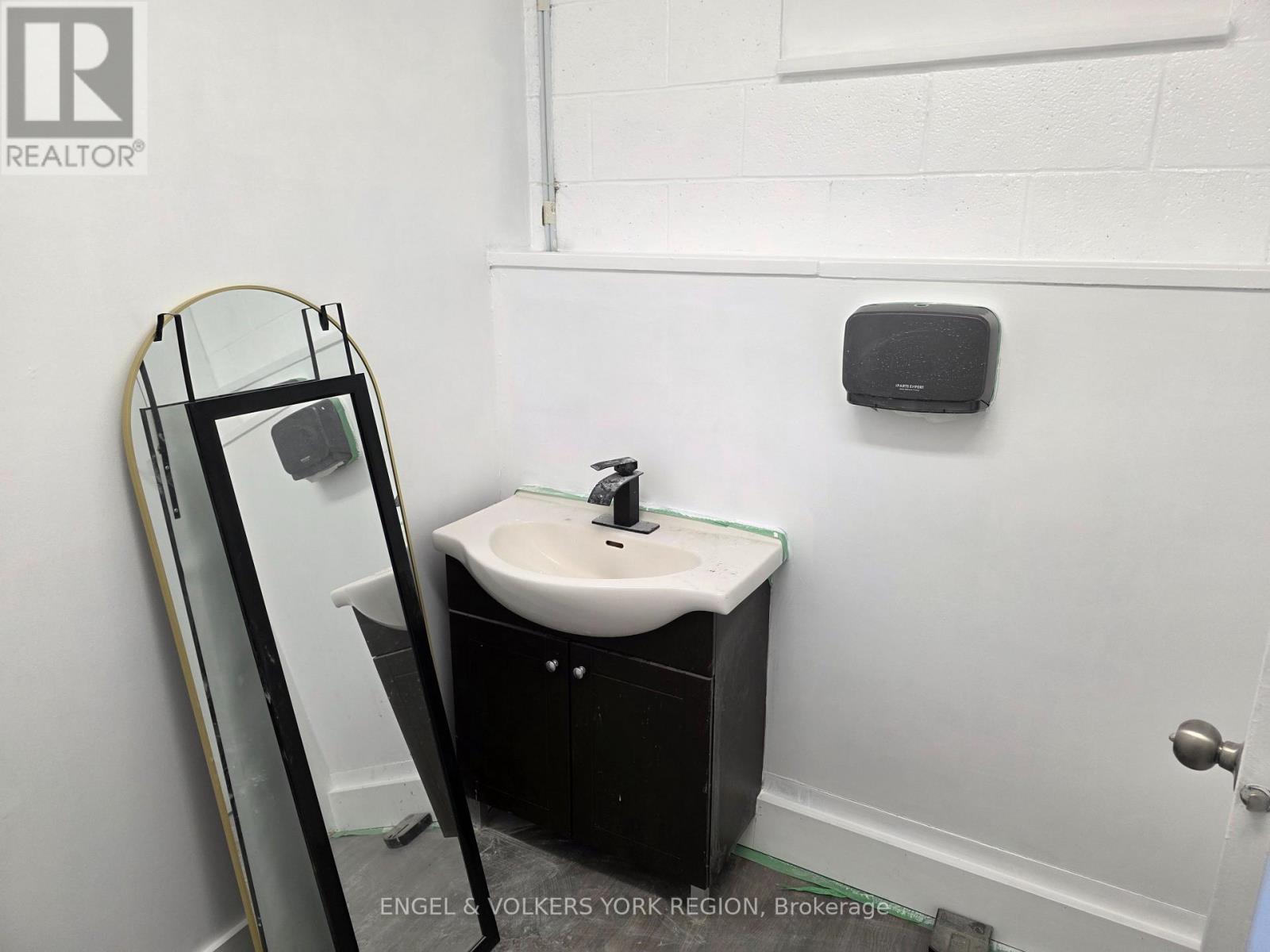 3 - 1344 Wellington Street W, King, Ontario  L7B 1K5 - Photo 12 - N12537510