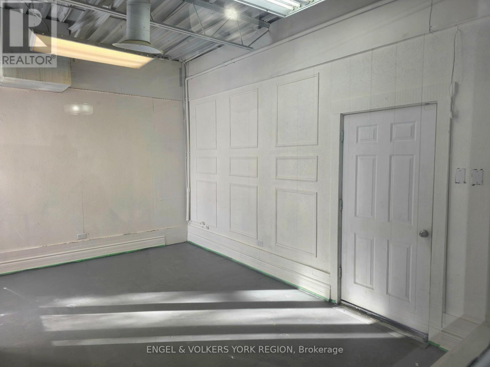 3 - 1344 Wellington Street W, King, Ontario  L7B 1K5 - Photo 16 - N12537510