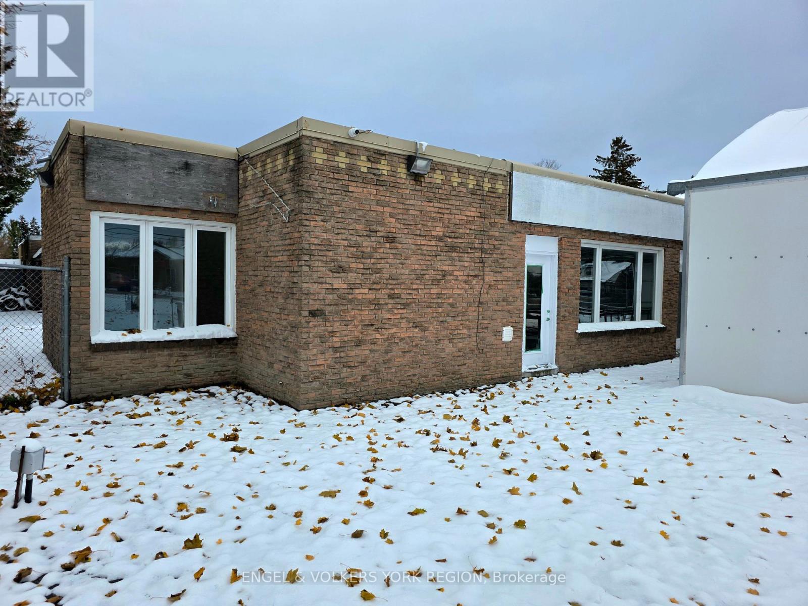 3 - 1344 Wellington Street W, King, Ontario  L7B 1K5 - Photo 17 - N12537510