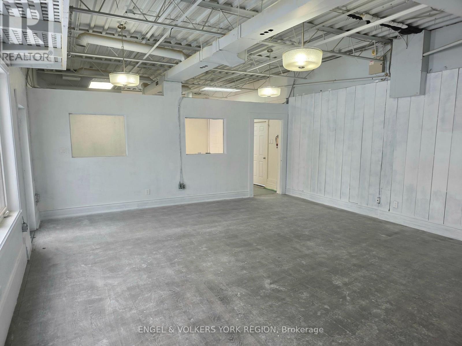 3 - 1344 Wellington Street W, King, Ontario  L7B 1K5 - Photo 3 - N12537510