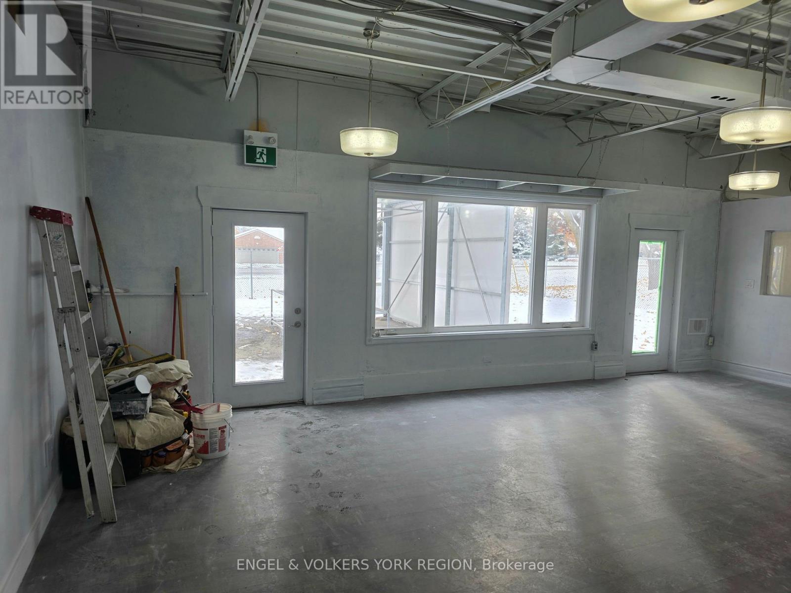 3 - 1344 Wellington Street W, King, Ontario  L7B 1K5 - Photo 6 - N12537510