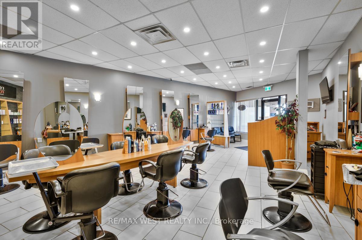 7a - 1065 Davis Drive, Newmarket, Ontario  L3Y 2R9 - Photo 13 - N12537526