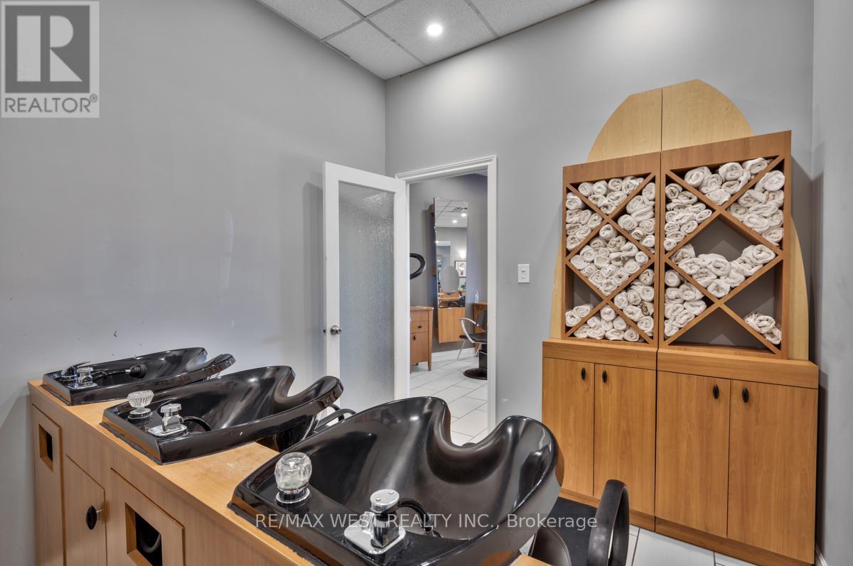 7a - 1065 Davis Drive, Newmarket, Ontario  L3Y 2R9 - Photo 24 - N12537526