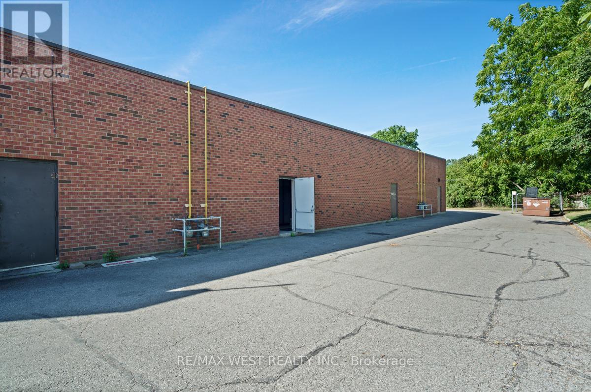 7a - 1065 Davis Drive, Newmarket, Ontario  L3Y 2R9 - Photo 31 - N12537526