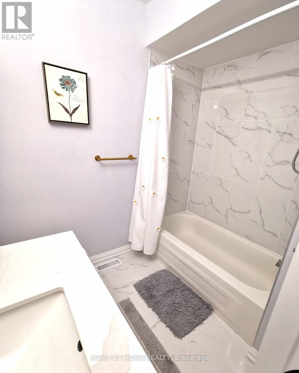 32 Eddington Place, Vaughan, Ontario  L6A 3P6 - Photo 15 - N12537558